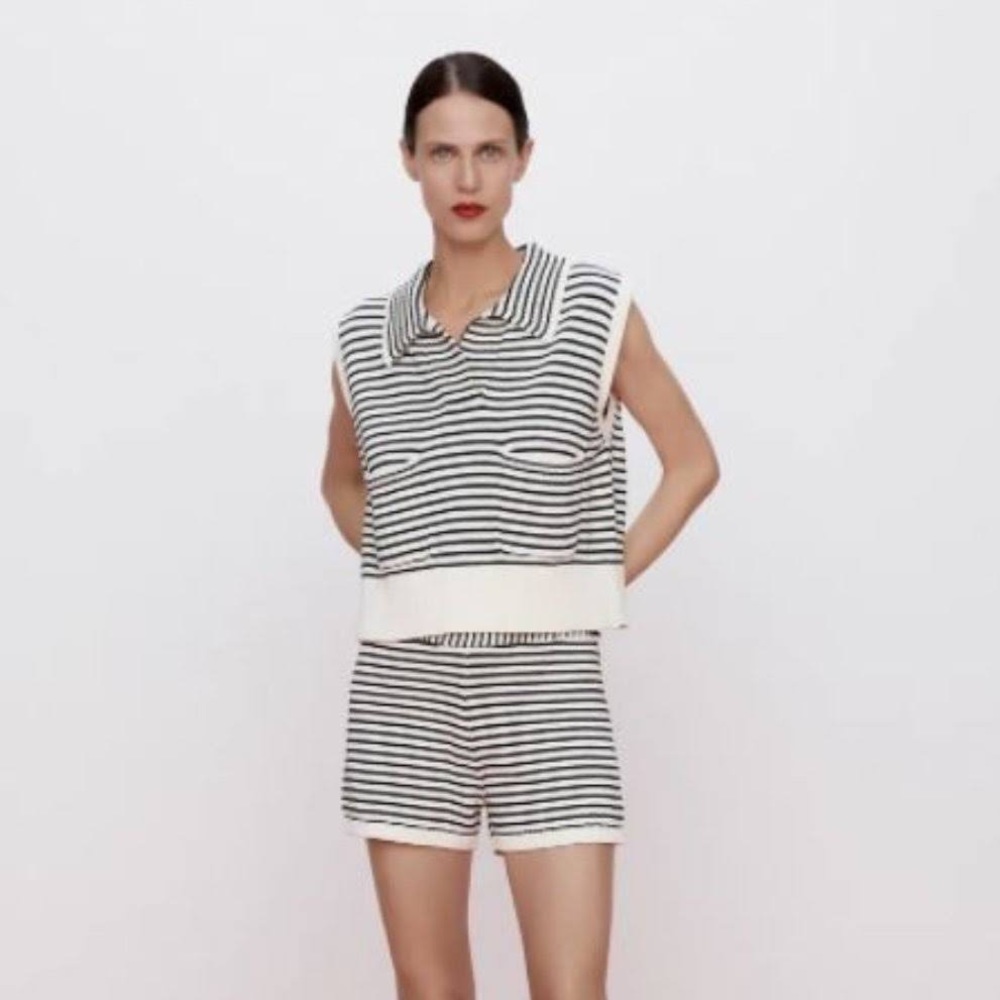 Zara Black and White Striped Sweater
